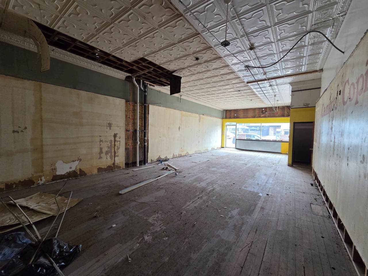 2218 College Street - Photo 1