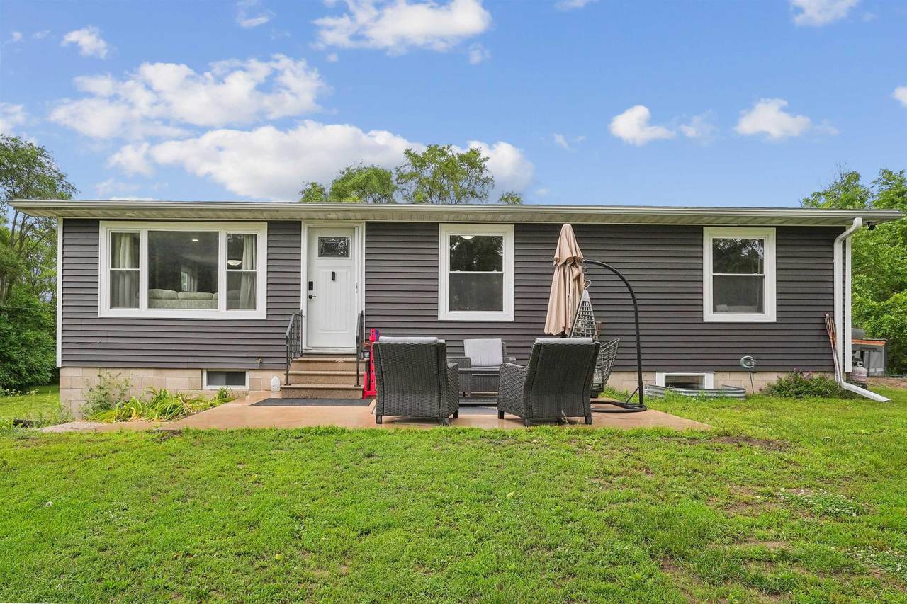 427 Maple Street - Photo 1