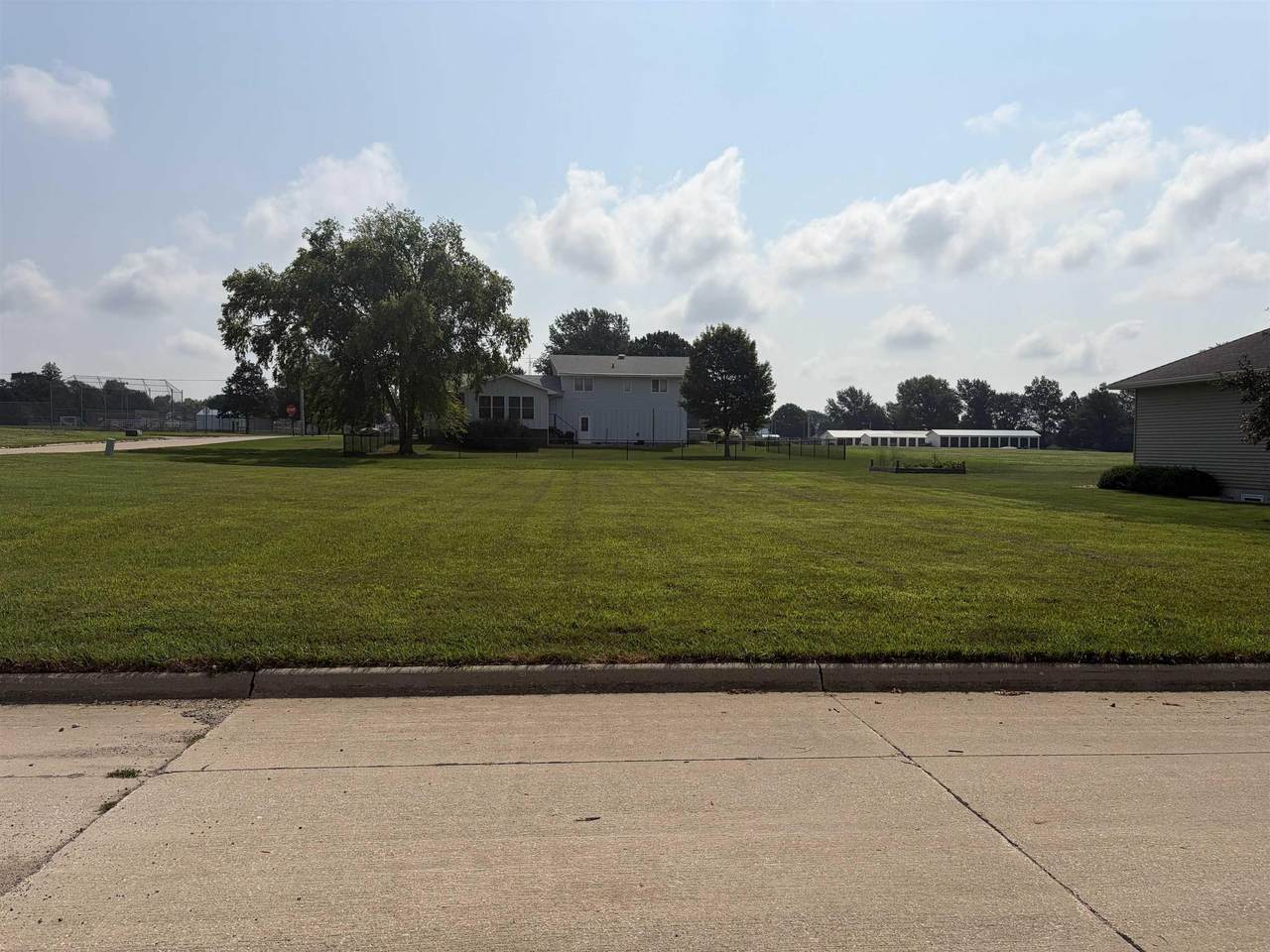 700 Van Buren Street - Photo 1