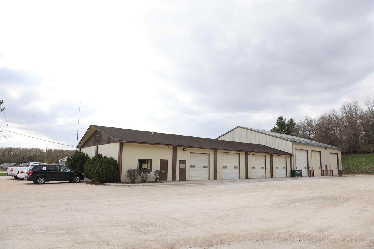 802 Pole Line Road - Photo 1