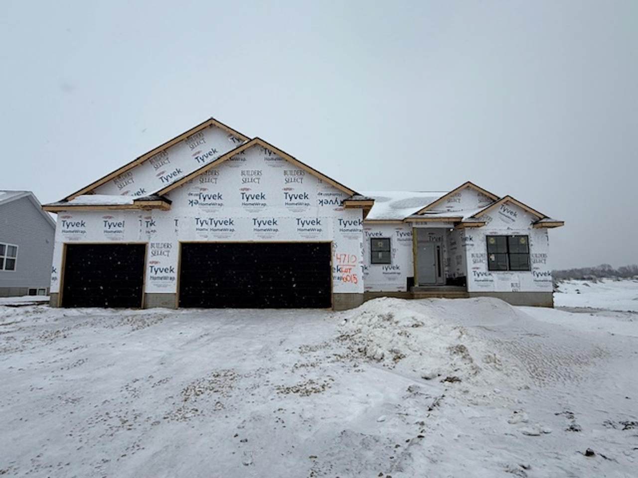 4710 Wild Horse Drive - Photo 1