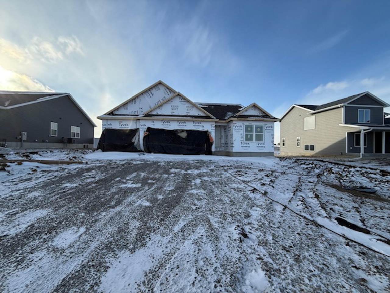 5752 Wall Street - Photo 1