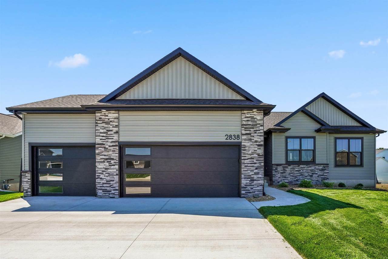 2838 Autumn Woods Drive - Photo 1