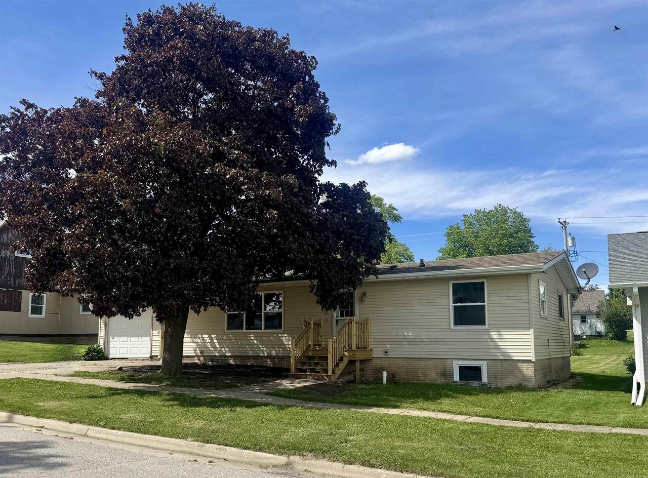 303 Clay Street - Photo 1