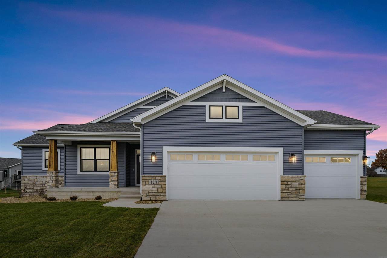128 Goldcrest Court - Photo 1