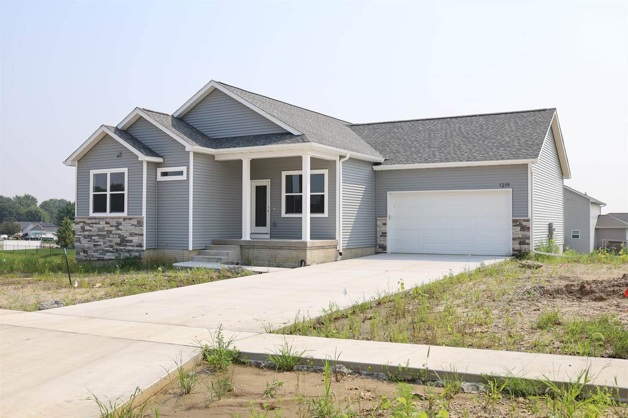 1219 Stone Lane - Photo 1