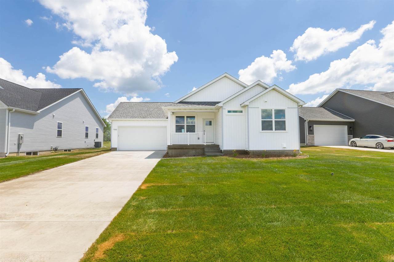 1555 Dalton Street - Photo 1