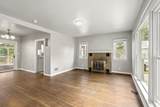 915 9th Street - Photo 3