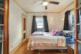 713 Riehl Street - Photo 6