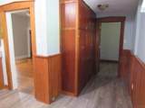 121 Walnut Street - Photo 4