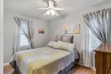 1015 Amherst Avenue - Photo 11