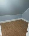 205 Perry Street - Photo 15
