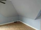 205 Perry Street - Photo 17