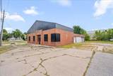 106 9 Street - Photo 2