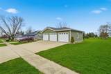 303 Chestnut Street - Photo 3