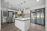 830 Colby - Photo 4