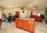 1210 Walnut Street - Photo 12