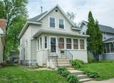 925 Forest Avenue - Photo 2