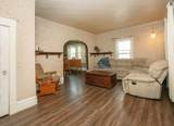 925 Forest Avenue - Photo 5