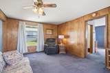 2082 Jamestown Ave - Photo 4