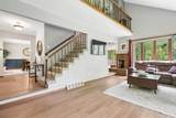 112 Castle Lane - Photo 9