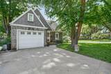 304 Columbia Circle - Photo 1
