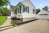 2221 Grand Boulevard - Photo 2