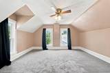 613 Wapsie Street - Photo 15