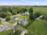 613 Wapsie Street - Photo 29