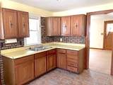 302 Main Street - Photo 3