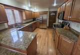301 Walnut Street - Photo 15