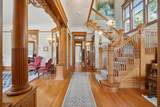 309 Upper Broadway Street - Photo 4