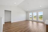 5752 Wall Street - Photo 4