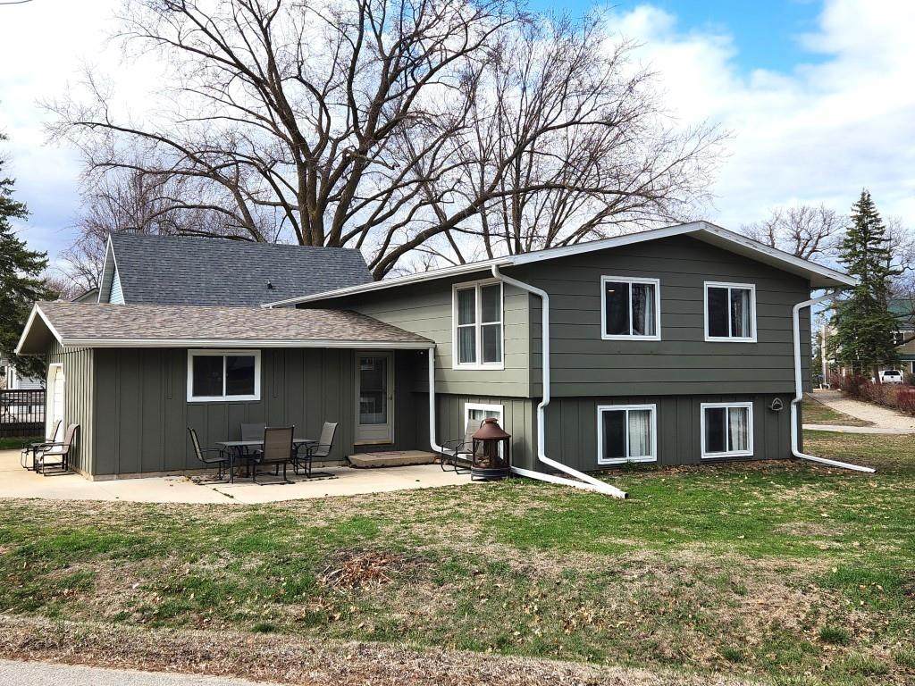 15257 Thoburn Avenue - Photo 1