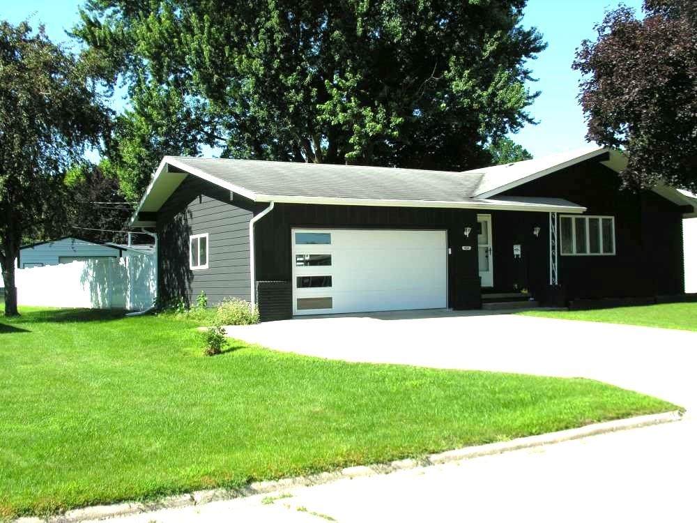 426 Poplar Street - Photo 1