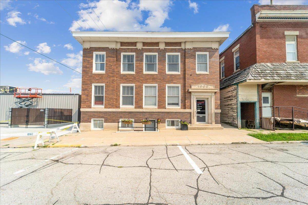 1318 14th Avenue - Photo 1