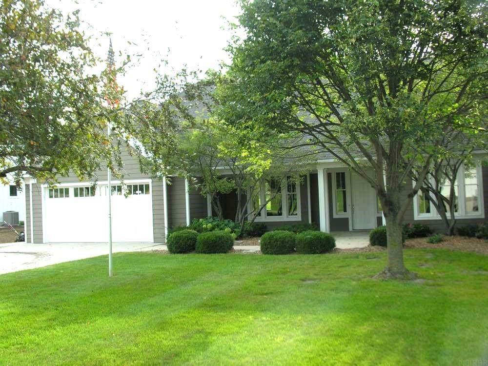 202 Harmony Drive - Photo 1