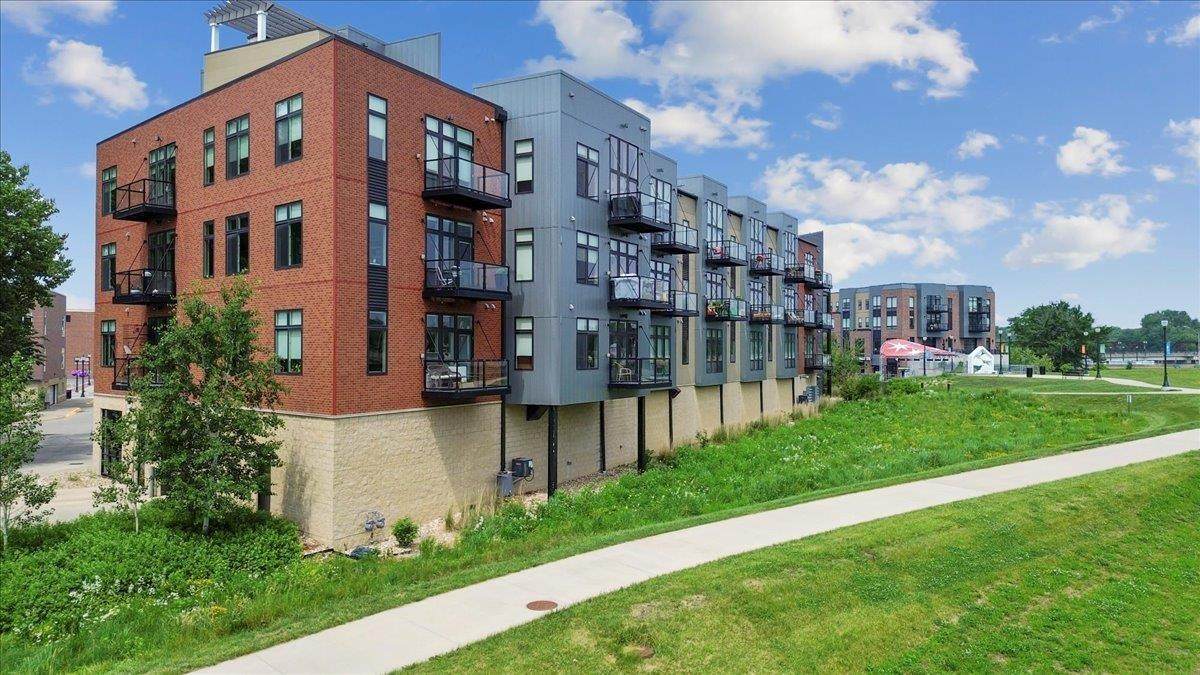 250 State Street - Photo 1