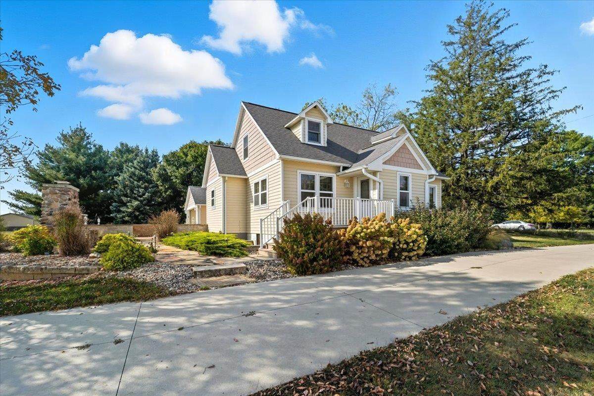 8311 Westbrook Road - Photo 1