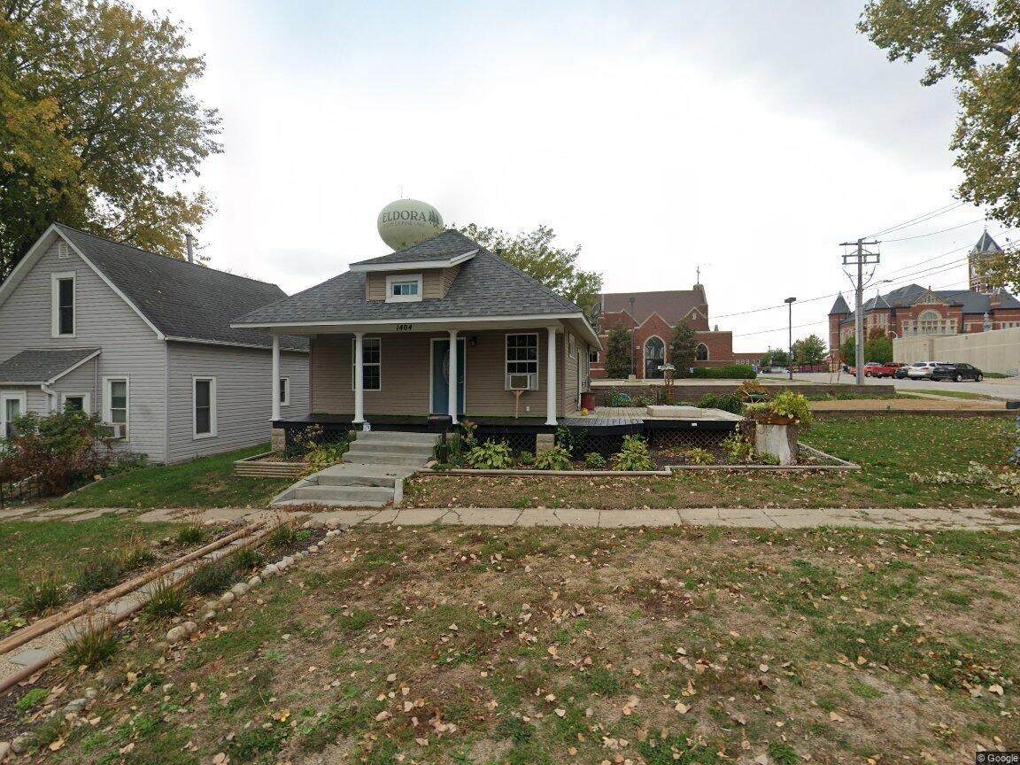 1404 11th Street - Photo 1