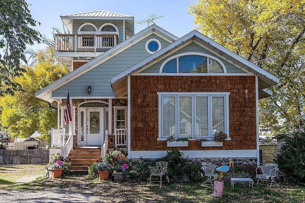 15378 Oakwood Avenue - Photo 1