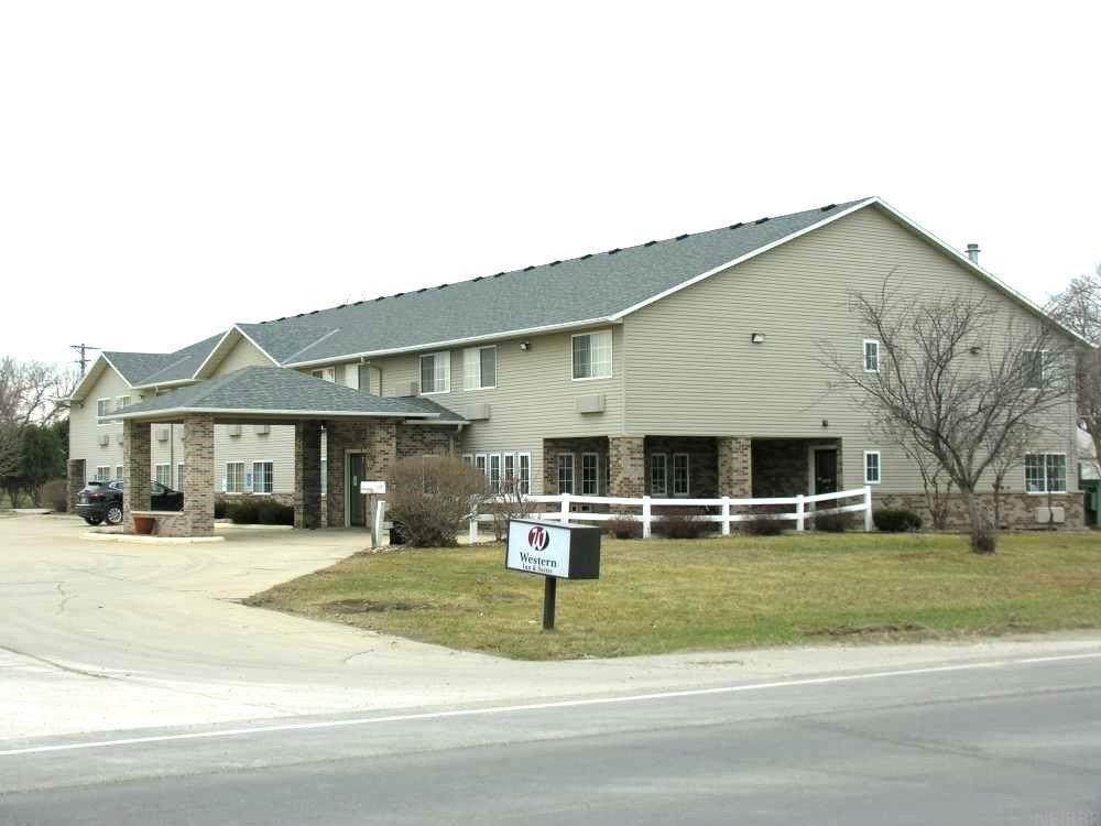 1530 Main Street - Photo 1