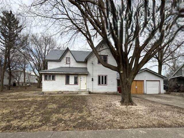416 1St Street - Photo 1