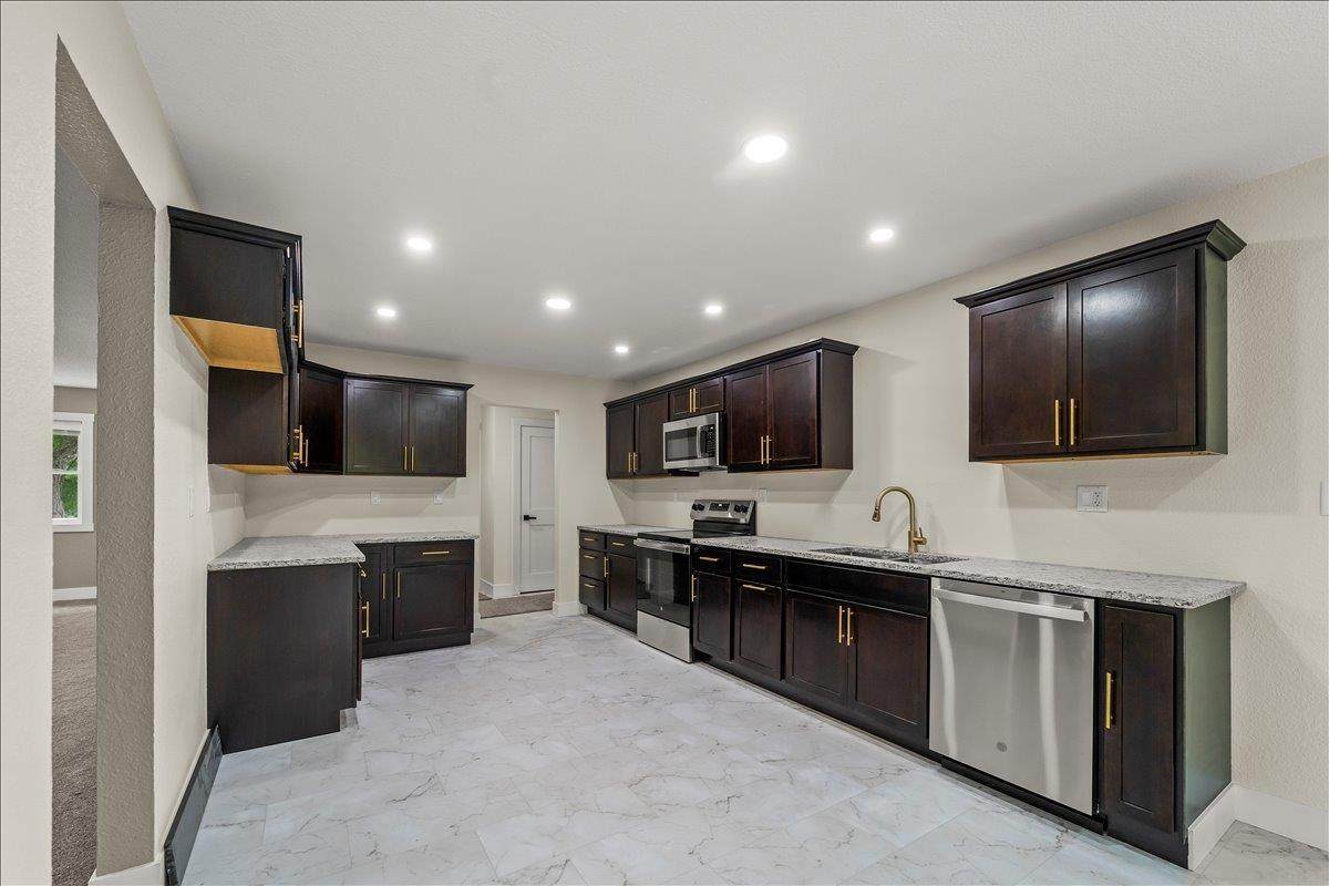 11698 S33 Highway - Photo 1