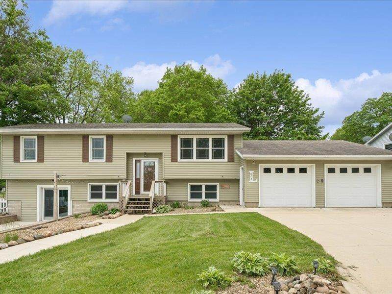 604 Colgrove Drive - Photo 1