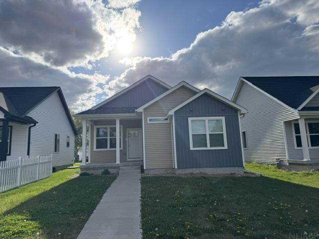109 Coral Drive - Photo 1