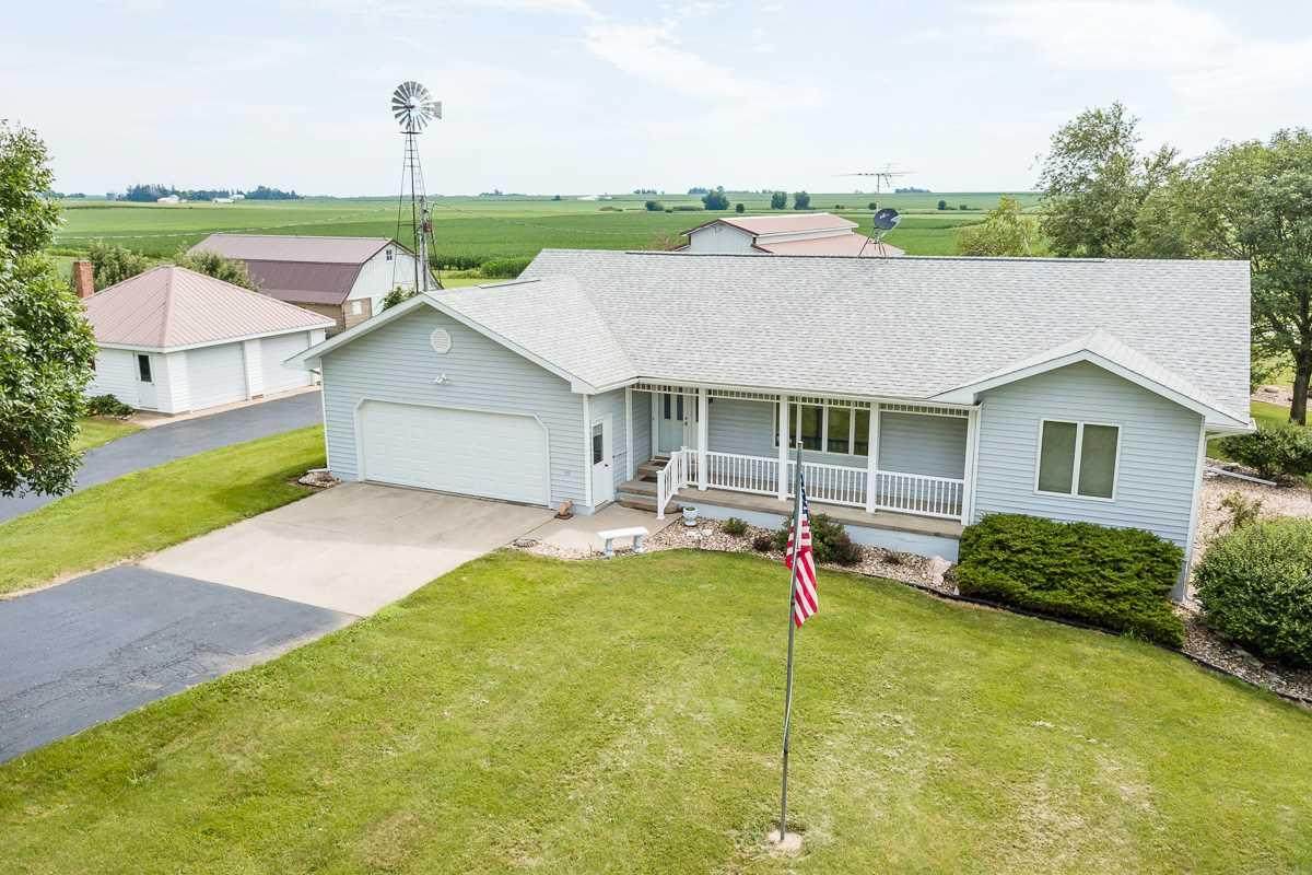 15802 N Avenue - Photo 1