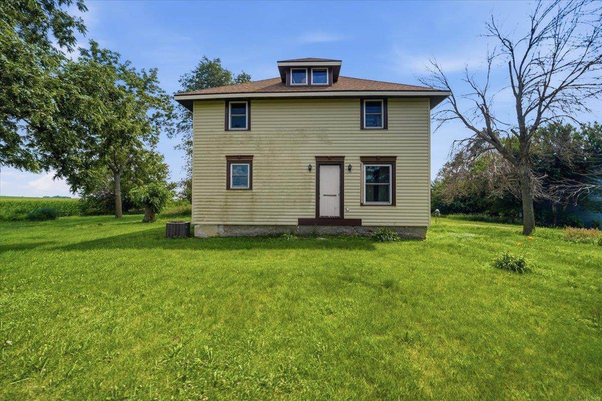 27698 195th Street - Photo 1