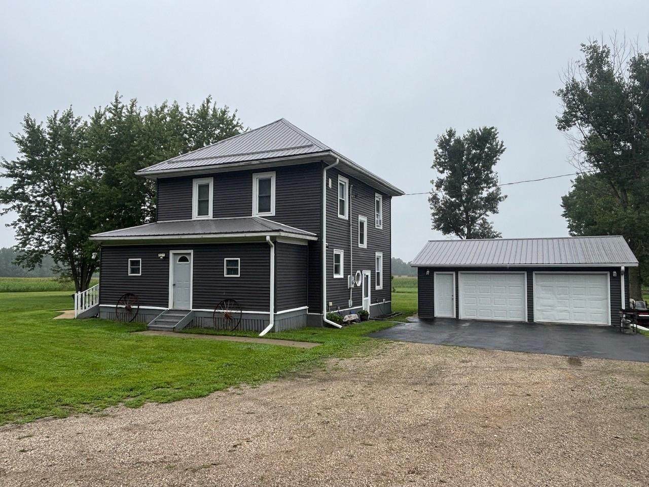 1427 Jackson Avenue - Photo 1