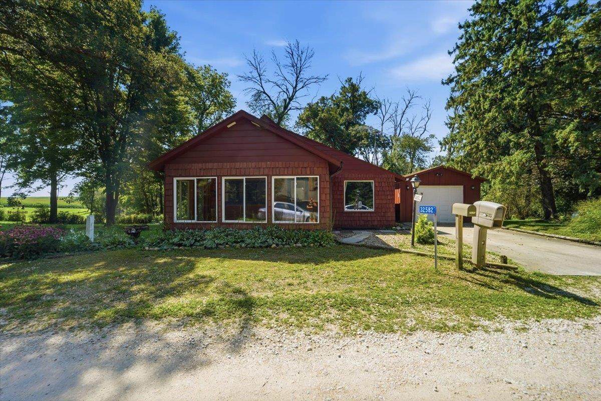 32582 232nd Street - Photo 1